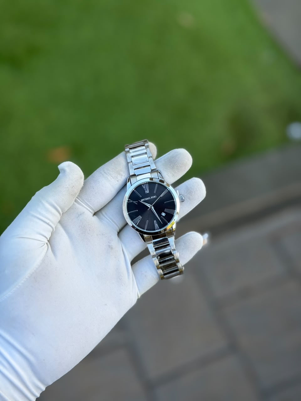 Unisex Analog Watch with Quartz Movement – Casual Wrist Watch