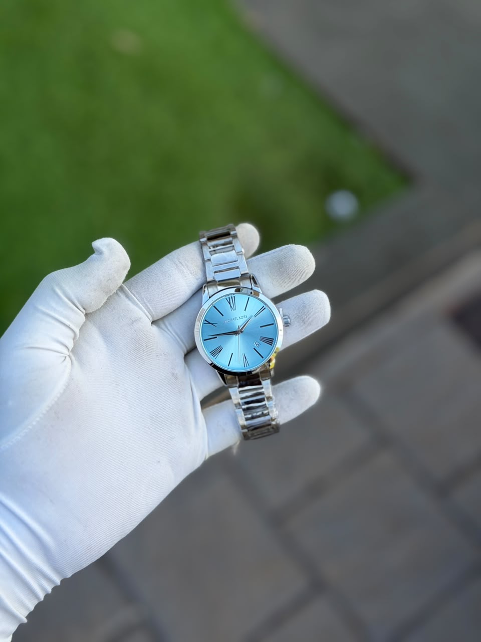 Unisex Analog Watch with Quartz Movement – Casual Wrist Watch